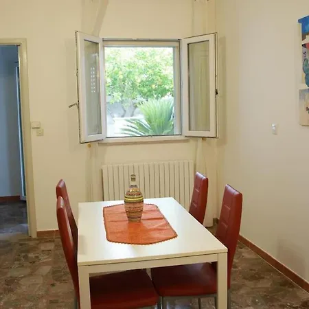 Lägenhet Casa Galilei 44 *